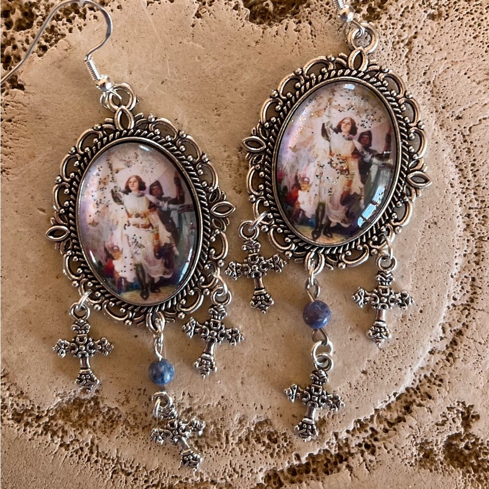 Joan of Arc Vintage Style Earrings Art Cameo Earrings - Picture 7 of 17